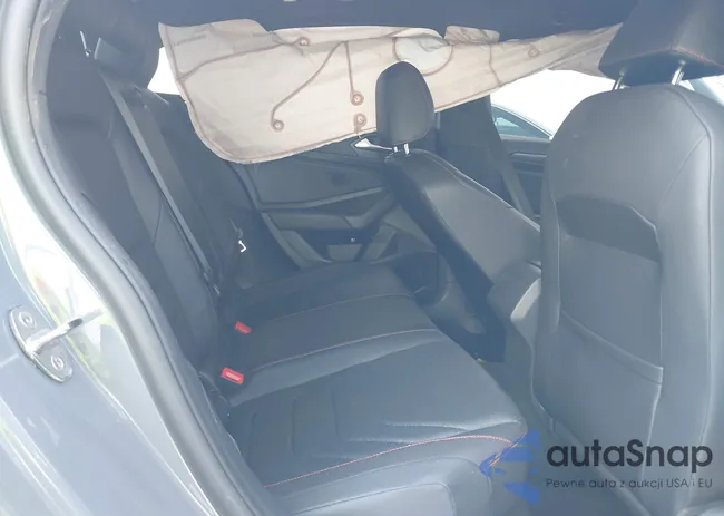 3VW6T7BU1MM081228: 42395110