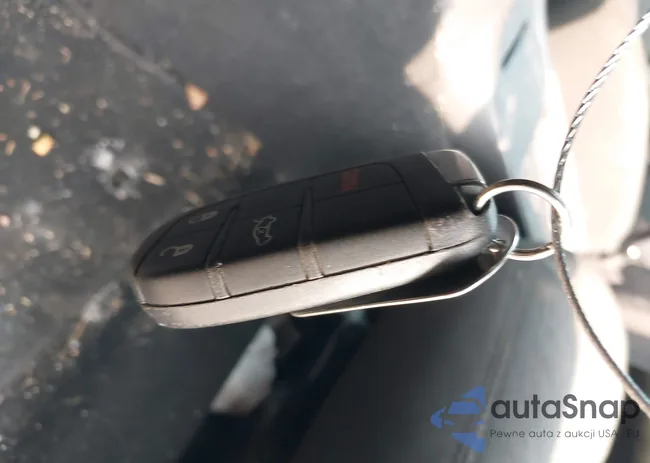 2C3CDXKT7KH600485: 42395135