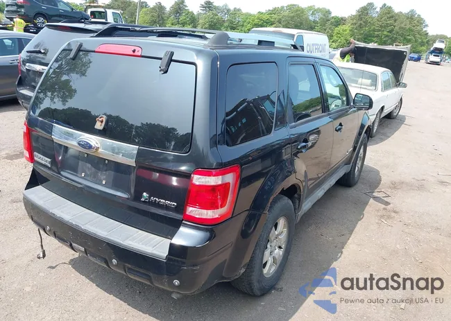 1FMCU593X9KC14213: 42395143