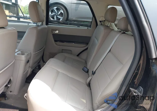 1FMCU593X9KC14213: 42395143