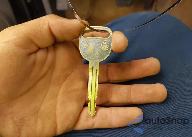 1GTDS136468220950: 42395183