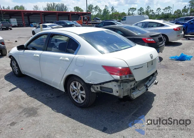 1HGCP2F45AA180393: 42395270