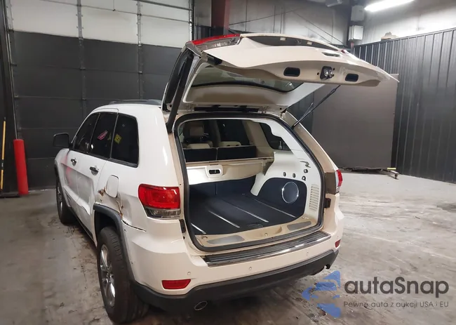 1C4RJEBGXEC442124: 42395358