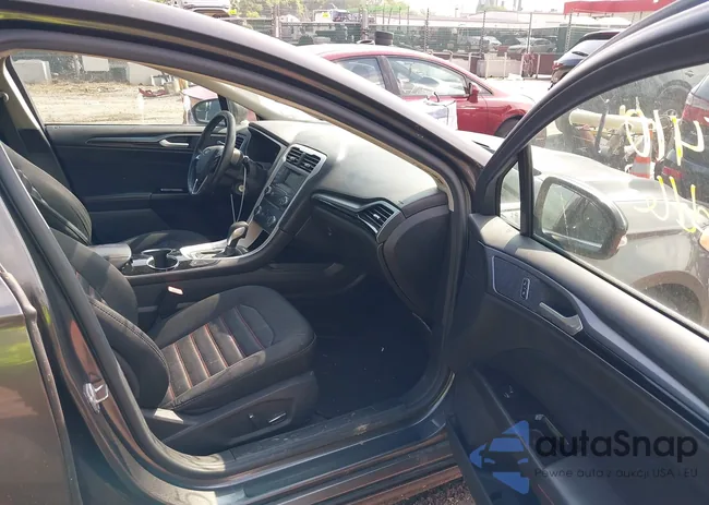 3FA6P0HD4GR392252: 42395410