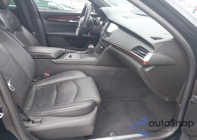 1G6KB5RSXHU143016: 42395441