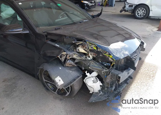 KMHLR4AF2PU414375: 42394640