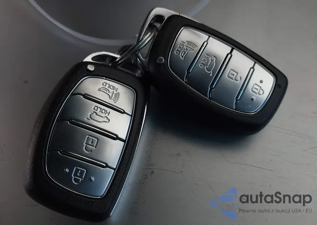 KMHC65LC0KU136702: 42394812