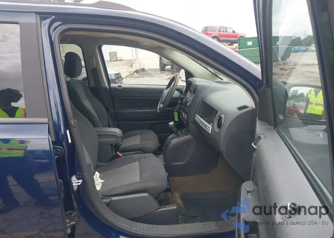 1C4NJCBB5GD761063: 42395903