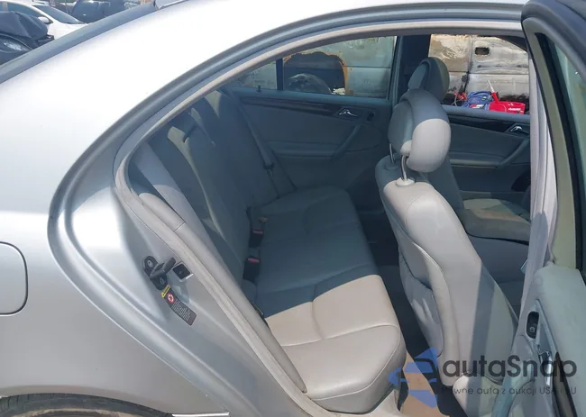 WDBRF81J53F415391: 42395978