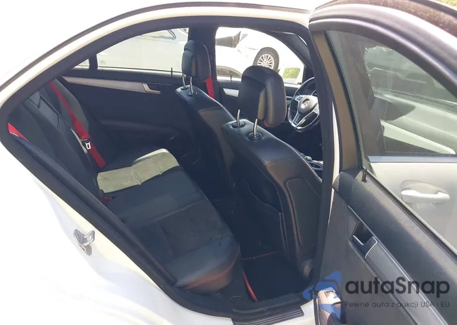 WDDGF8AB4DR254152: 42395625