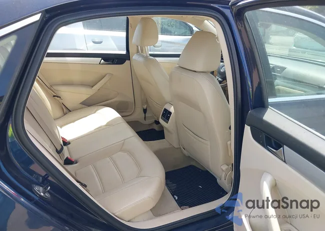 1VWBP7A37DC111202: 42395659