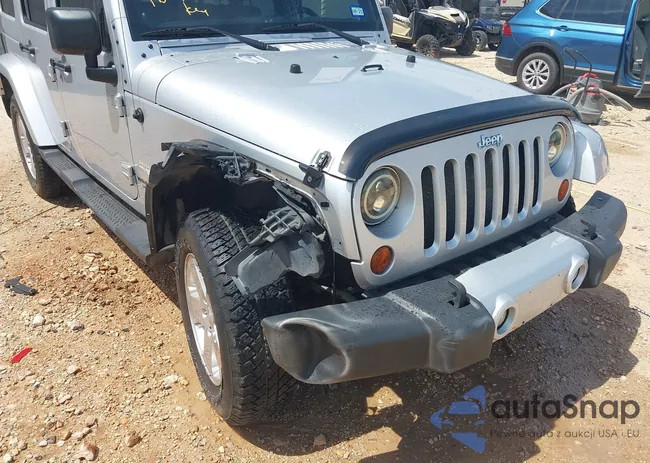 1J4BA5H17BL634207: 42395744