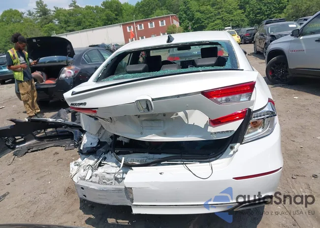 1HGCV1F3XMA109881: 42396937