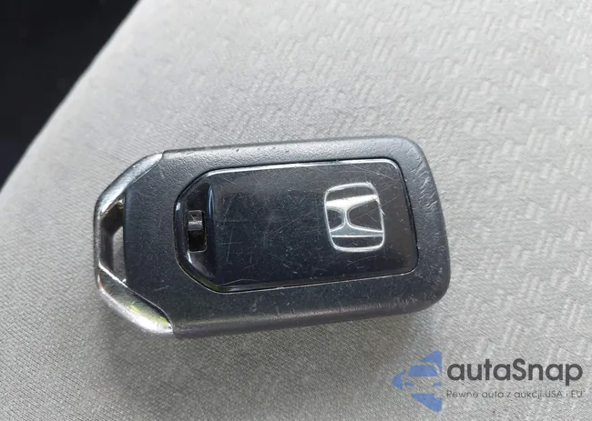 3CZRM3H52GG707615: 42397336