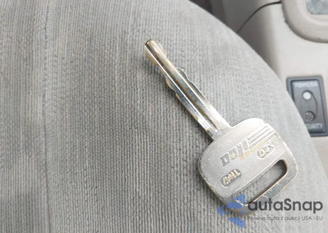 2T1BR12E2YC309516: 42397910