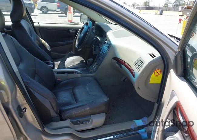 YV1SZ58D021056336: 42397994