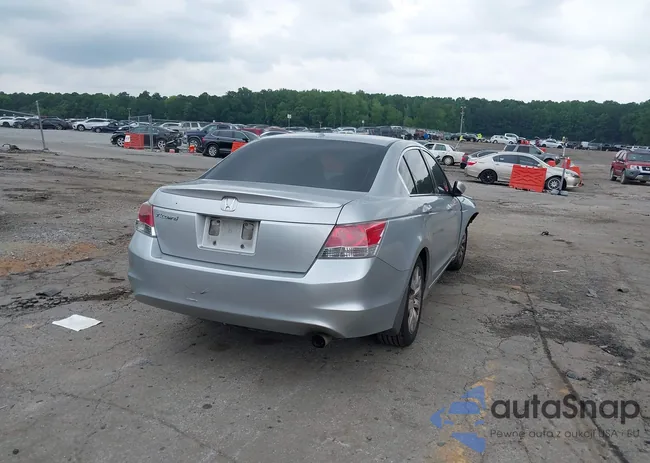 JHMCP26898C003084: 42398032