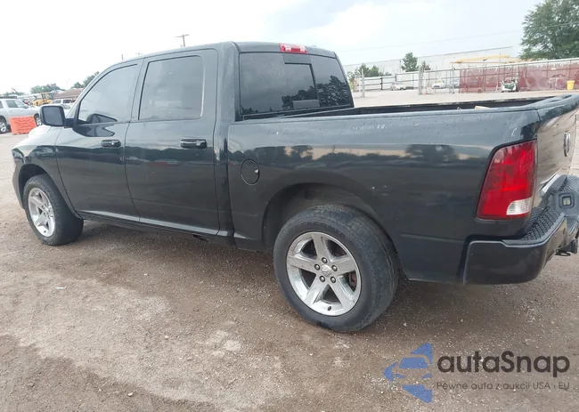 1D3HB13T69S703670: 42398075