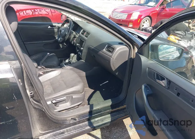 3VWDP7AJ7CM330407: 42398214