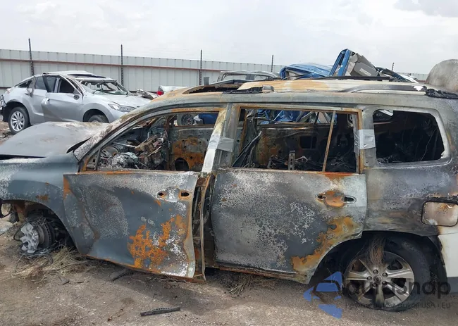 5TDBK3EH0BS086560: 42397480