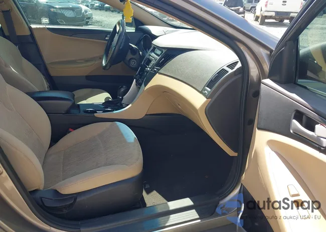 5NPEB4AC9EH932840: 42397700