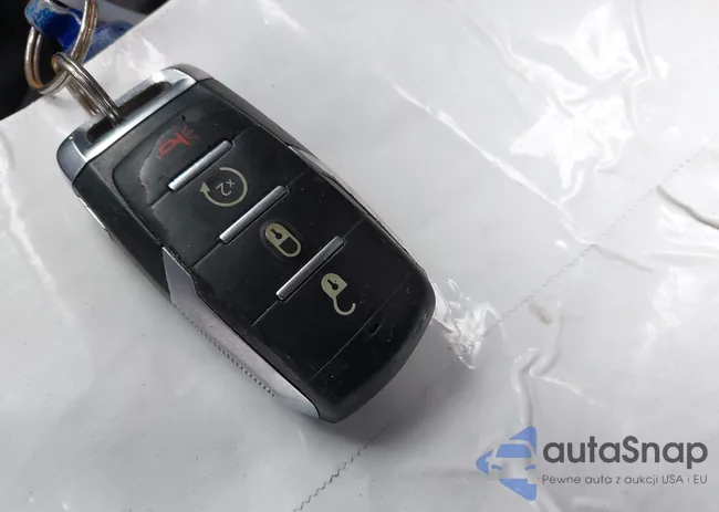 1C6SRFLT7PN520661: 42397852