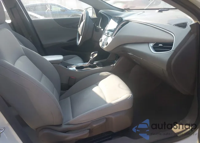 1G1ZD5ST0NF112665: 42398881