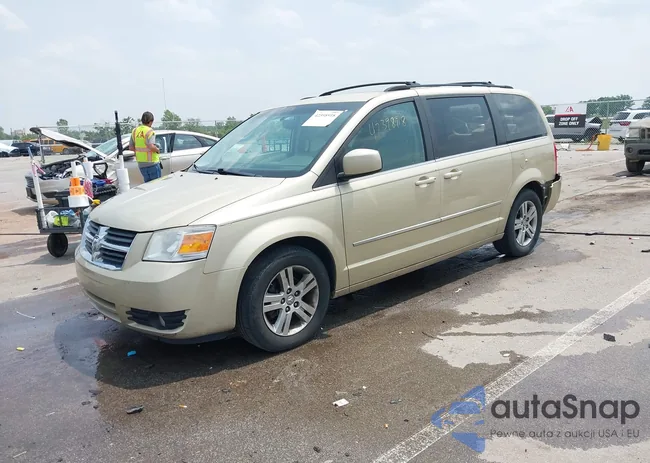 2D4RN5DX2AR438459: 42398918