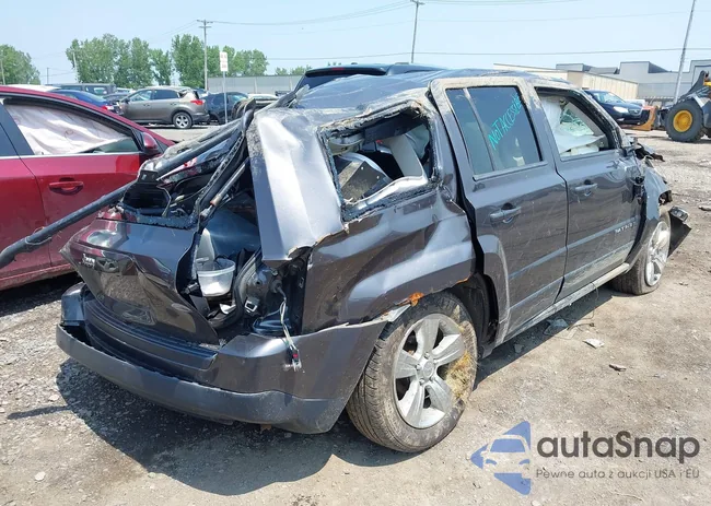 1C4NJRFB3GD586115: 42399063