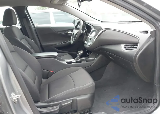 1G1ZD5ST8PF163897: 42399307