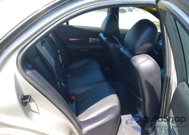 1LNFM87A16Y625511: 42398600