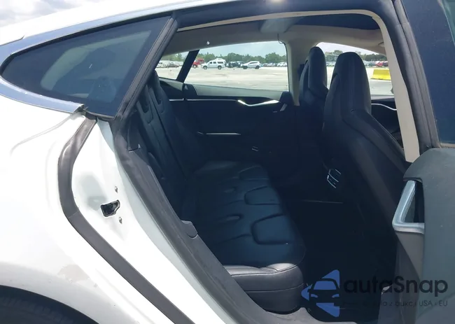 5YJSA1CG4DFP21658: 42398609