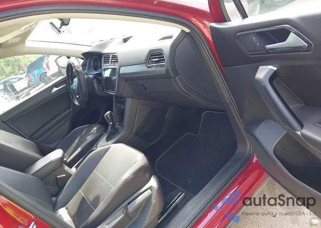 3VV3B7AX4JM027472: 42398665