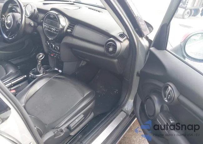 WMWXU1C50G2D08865: 42398675