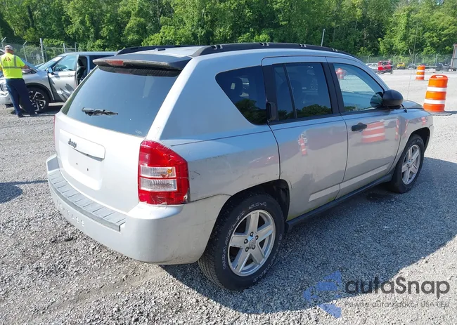 1J8FT47W87D211008: 42398786