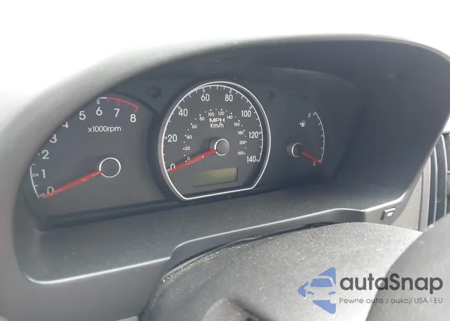 KMHDU46DX9U796300: 42398795