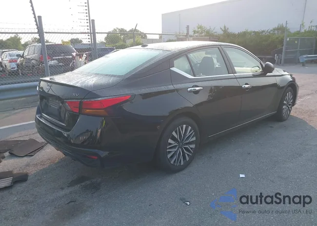 1N4BL4DV3RN344702: 42398853