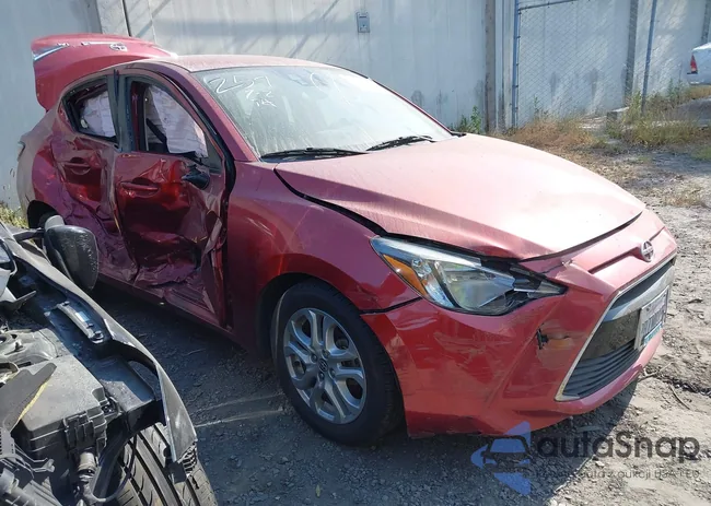 3MYDLBZVXGY140979: 42399927