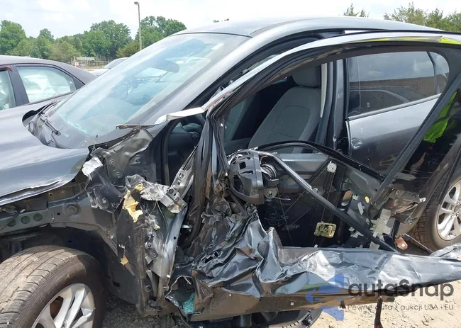 1FMCU0G69LUA67782: 42399963