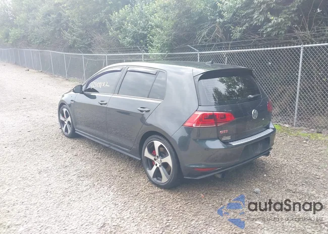 3VW447AU7HM016928: 42399982