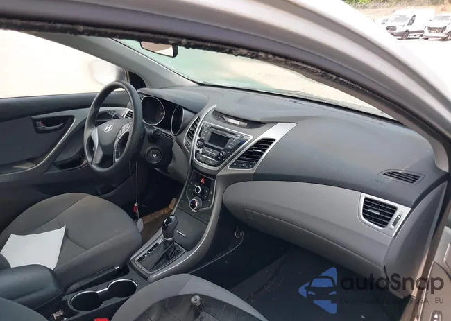 5NPDH4AE0GH685707: 42400007