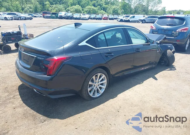 1G6DX5RK0N0130725: 42400071