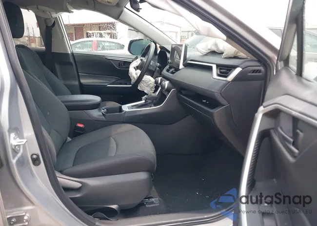 2T3F1RFV1RC458901: 42400101