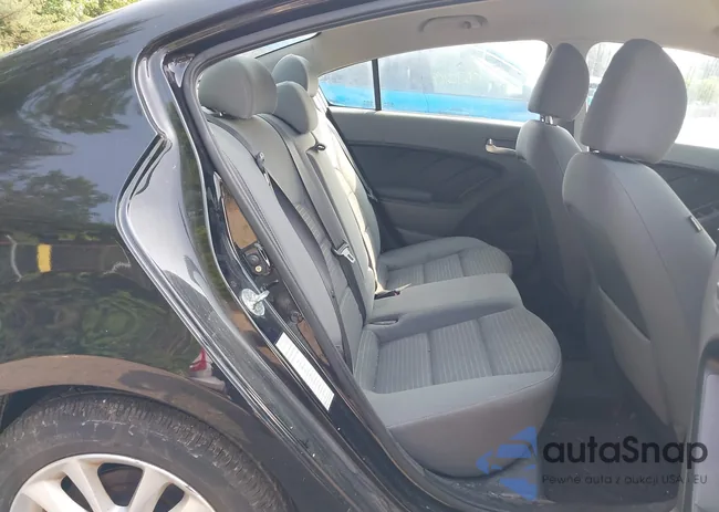 3KPFL4A76HE009647: 42400267