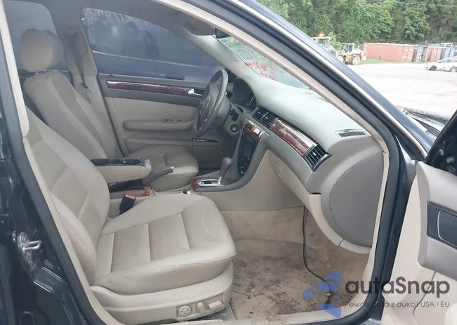 WAULT64B24N005709: 42400314