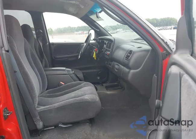 1B7HG2AZ4YS711580: 42400349