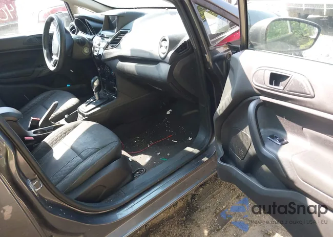 3FADP4BJ5HM155930: 42400444