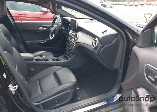 WDCTG4GB2HJ303014: 42399475