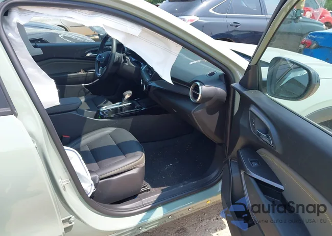 KL77LKE25RC214938: 42399532