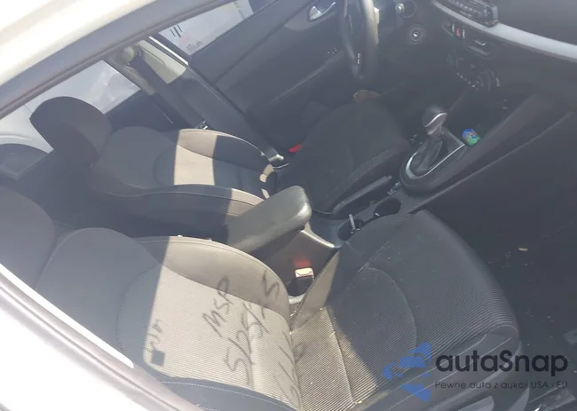 3KPF24AD5KE136616: 42400866